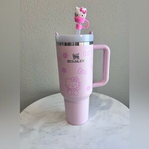 Hello Kitty Stanley tumbler 40 oz. (Light Pink)
